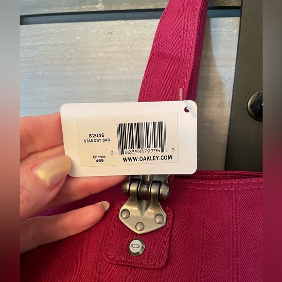 Oakley Standby Bag - NWT - Picture 2 of 6